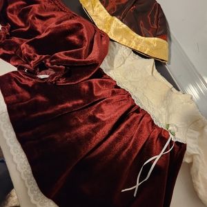 Beautiful baby girl vintage dress set. Size 9 months.